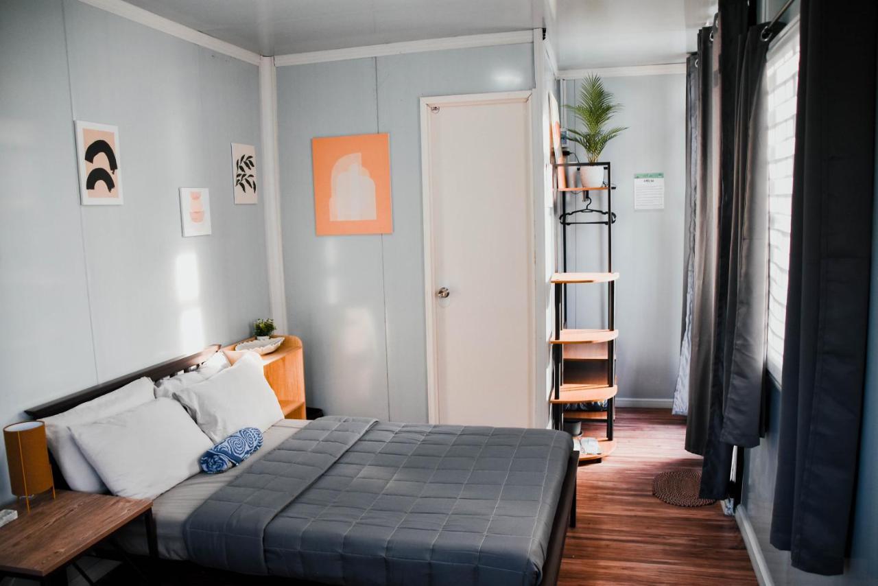 Olive Hostel Roxas City Buitenkant foto