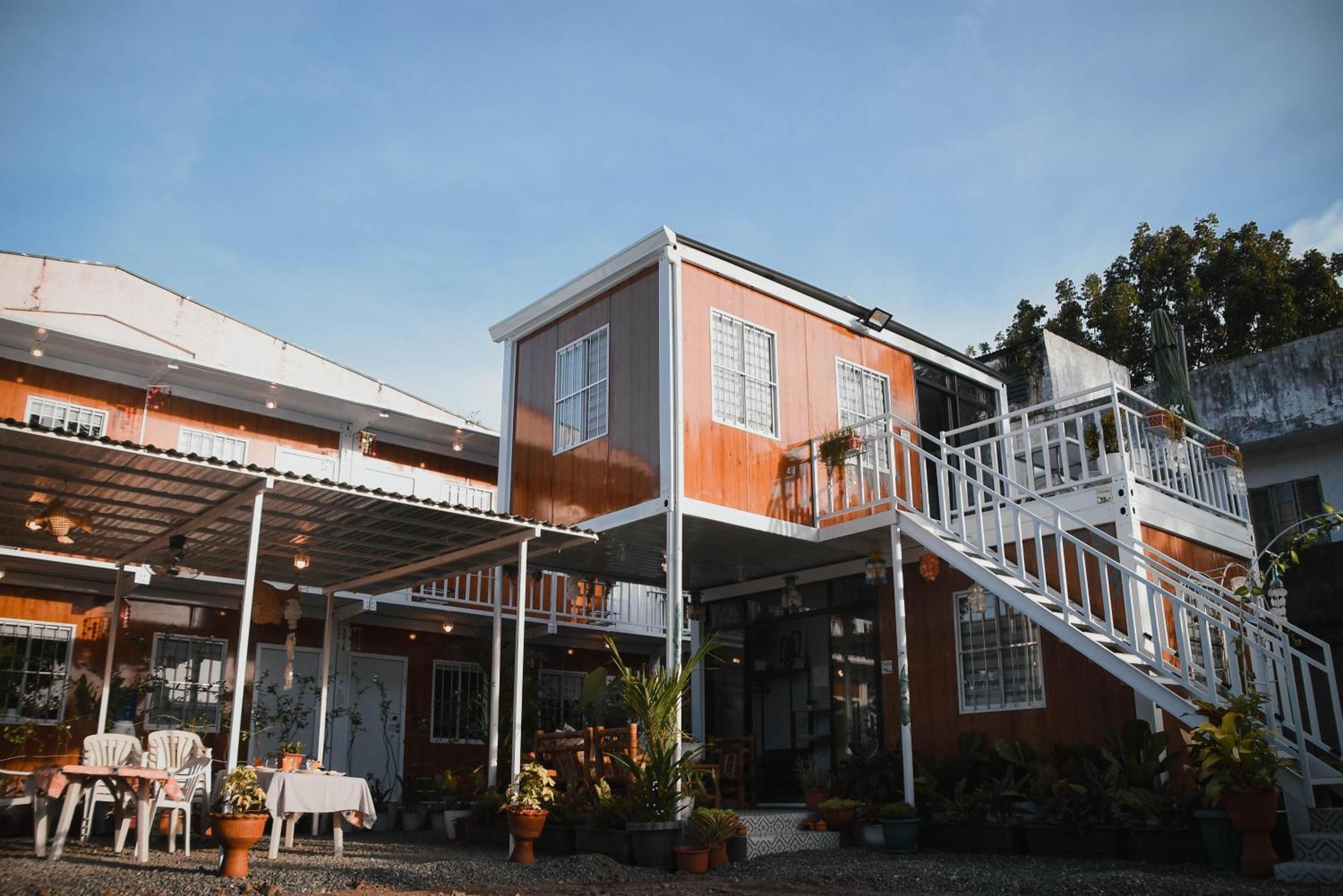 Olive Hostel Roxas City Buitenkant foto