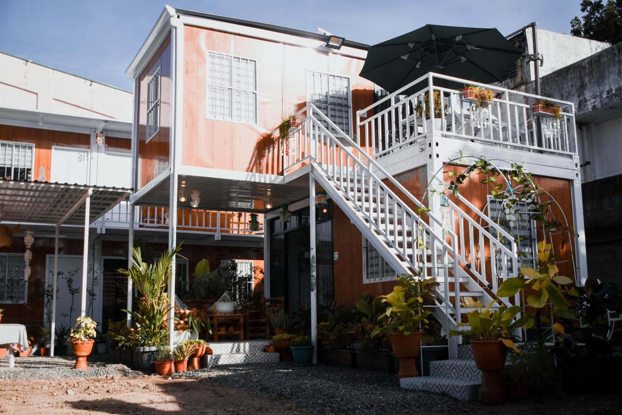 Olive Hostel Roxas City Buitenkant foto