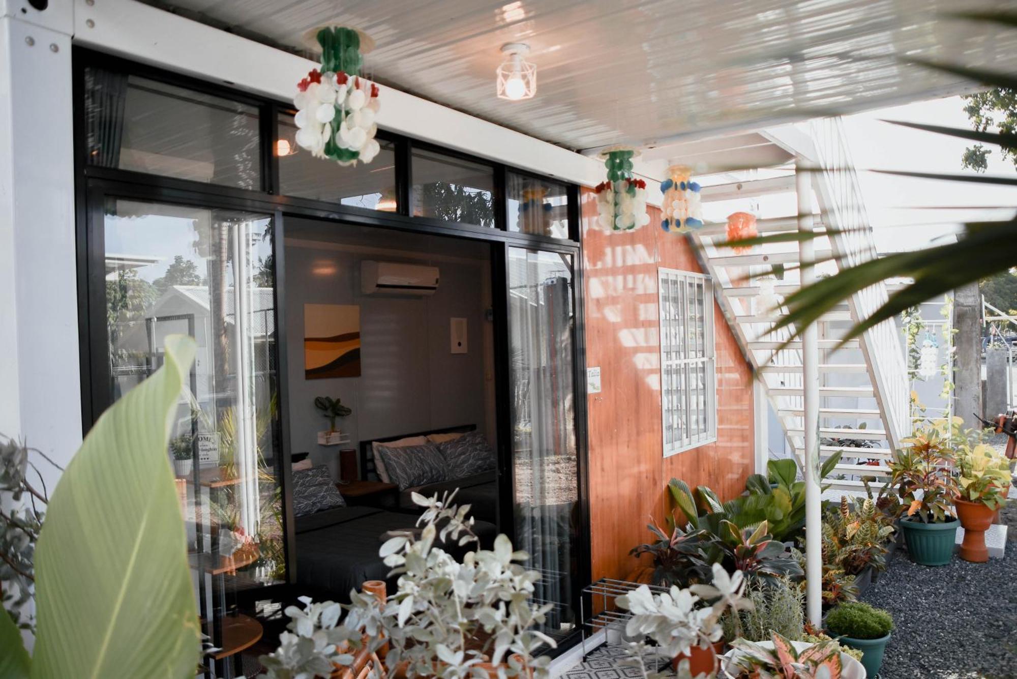 Olive Hostel Roxas City Buitenkant foto