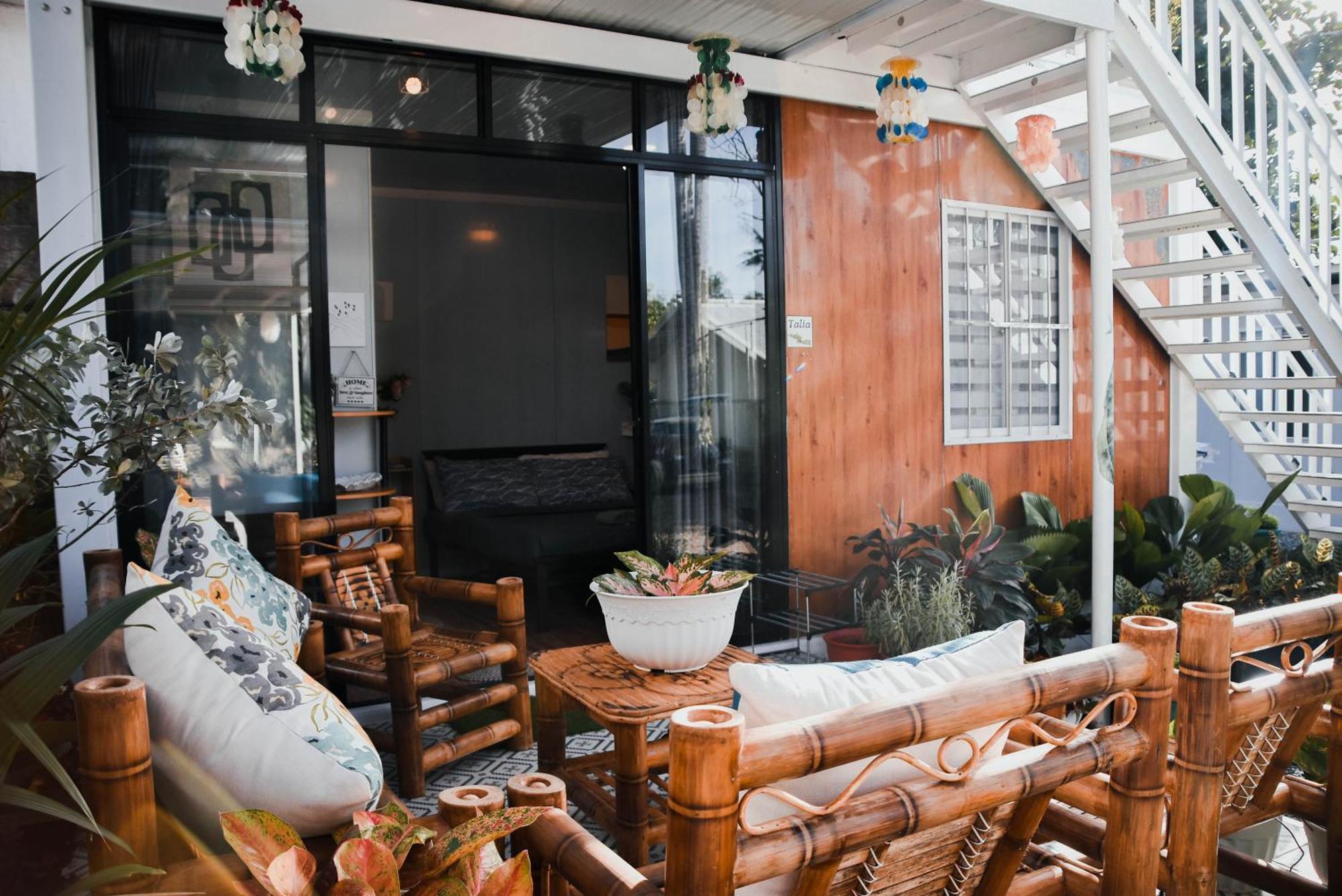 Olive Hostel Roxas City Buitenkant foto
